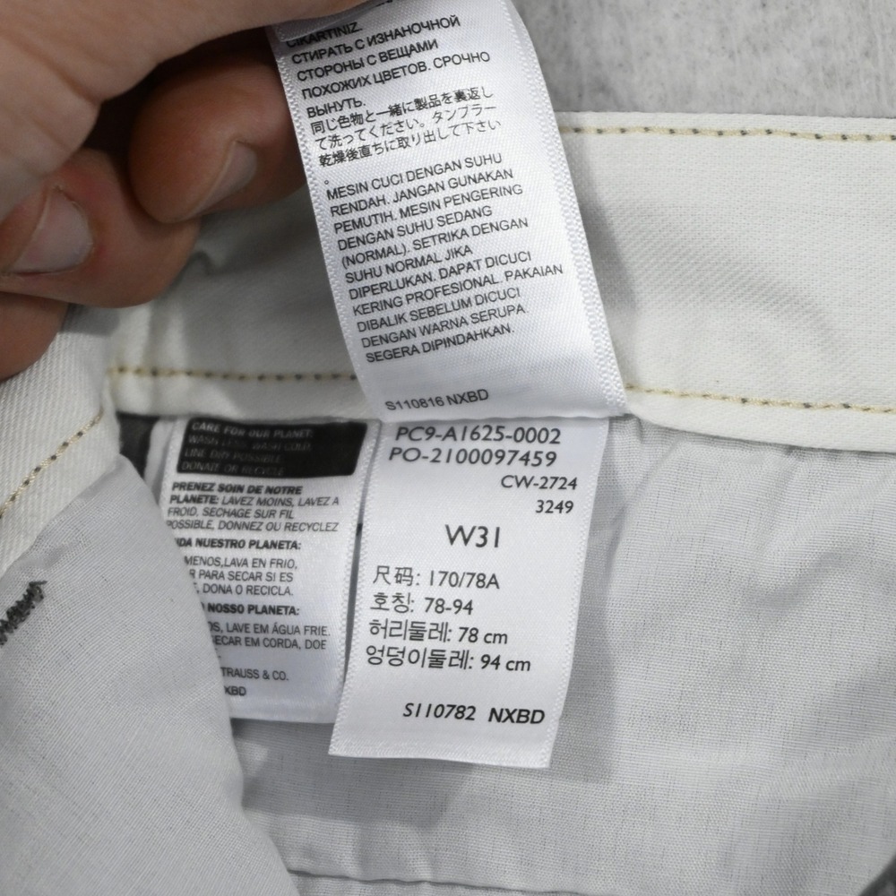 Dockers Perfect Short Men 31 NEW Gray 8" Inseam Hidden Security Pocket - Picture 4 of 10